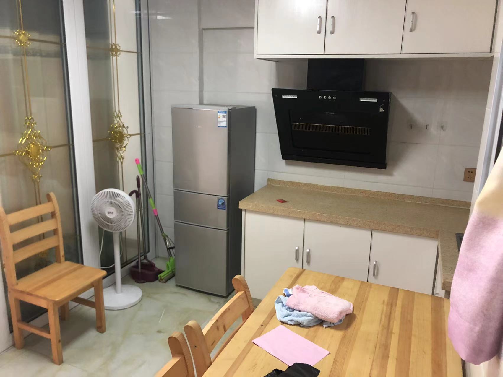 飞马国际 2室2厅1卫 69m&sup2;