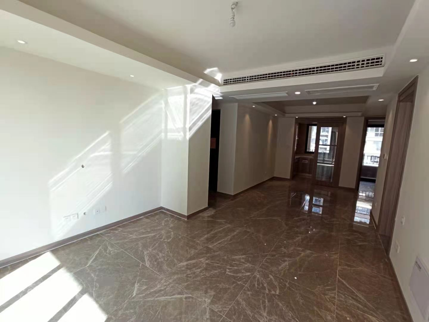 云樾河山 3室2厅2卫 123m&sup2;