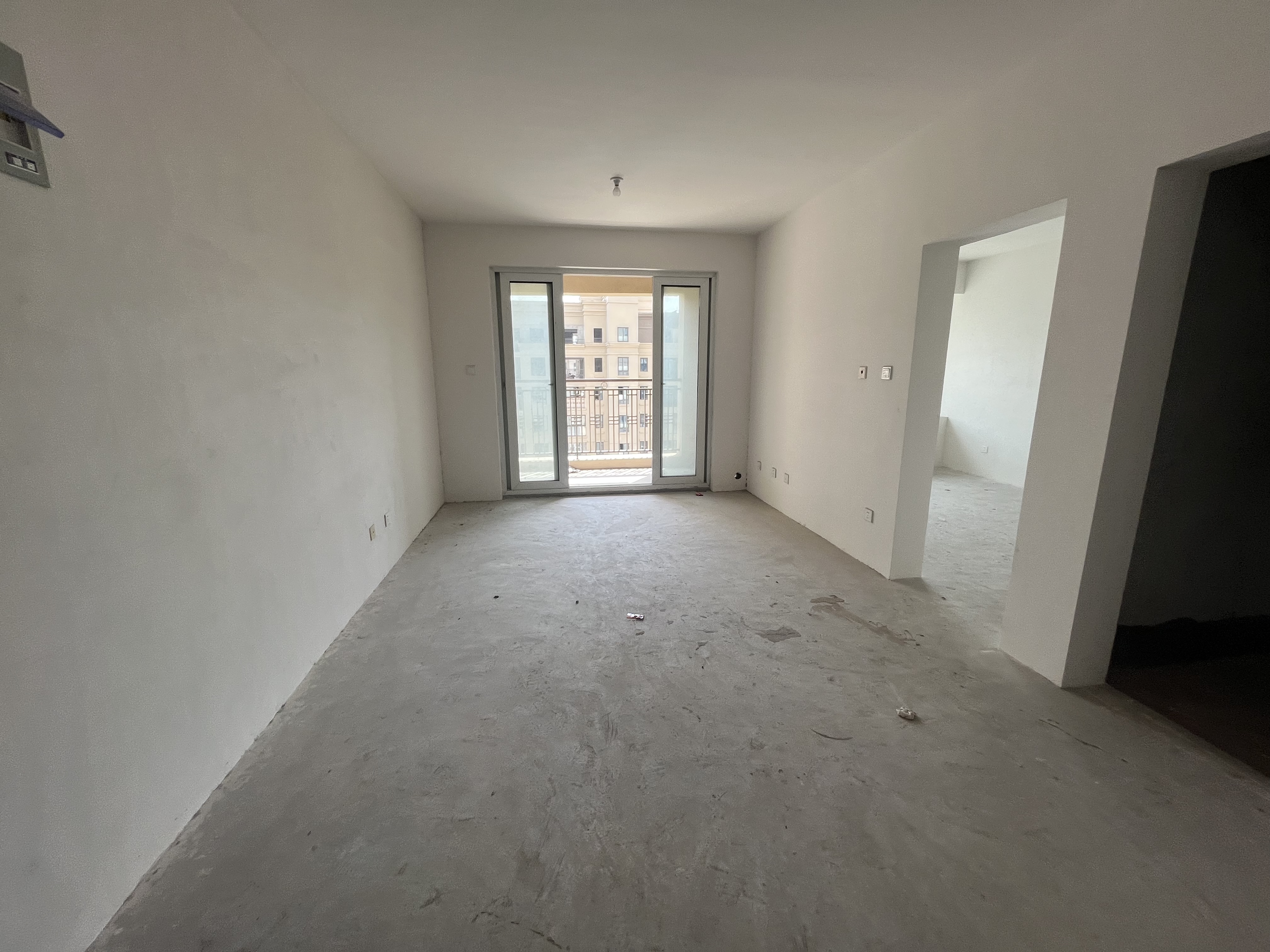 和融&bull;优山美地名邸 2室2厅1卫 88m&sup2;