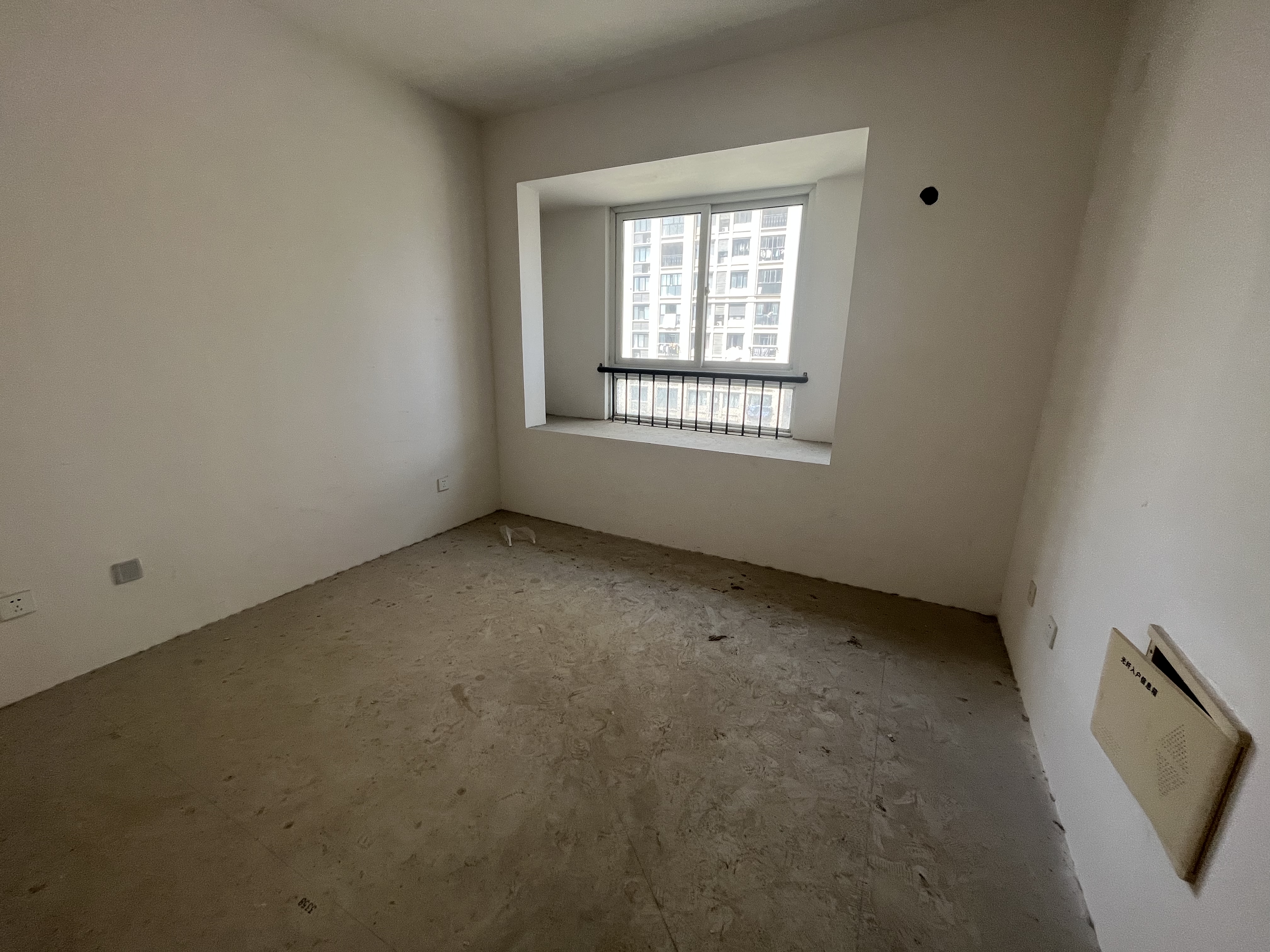 和融&bull;优山美地名邸 2室2厅1卫 88m&sup2;
