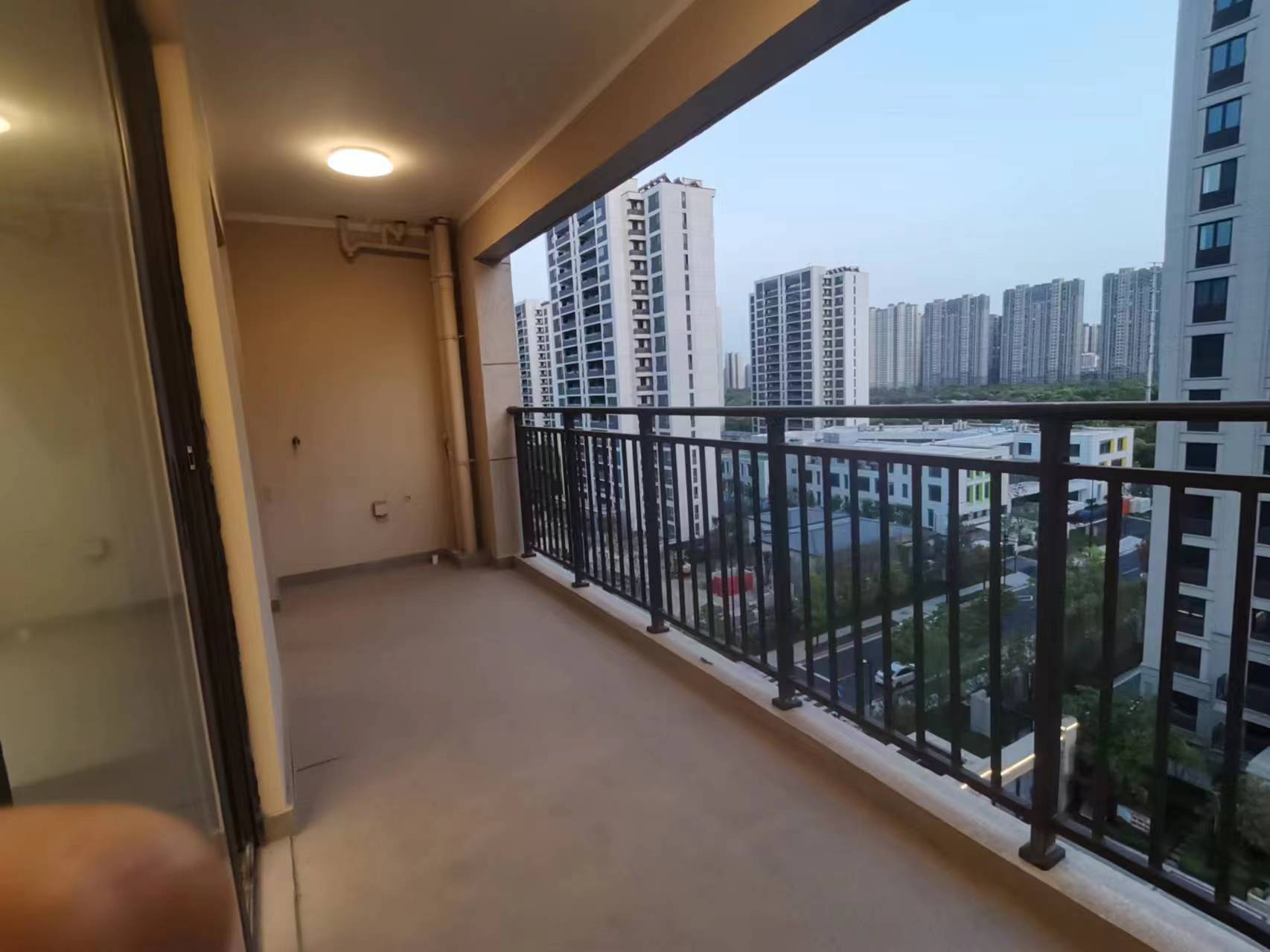 中海上东区 3室2厅2卫 125m&sup2;