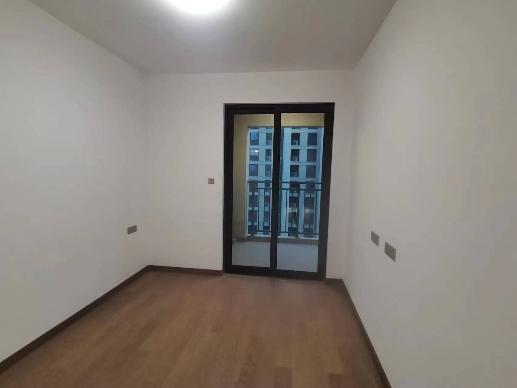 中海上东区 3室2厅2卫 125m&sup2;