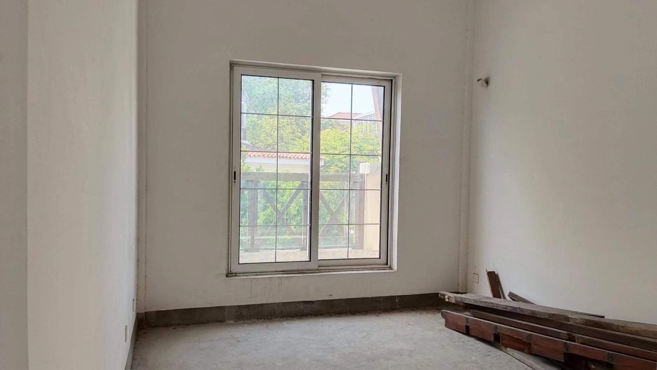 优山美地花园南区 5室2厅4卫 283.00m&sup2;