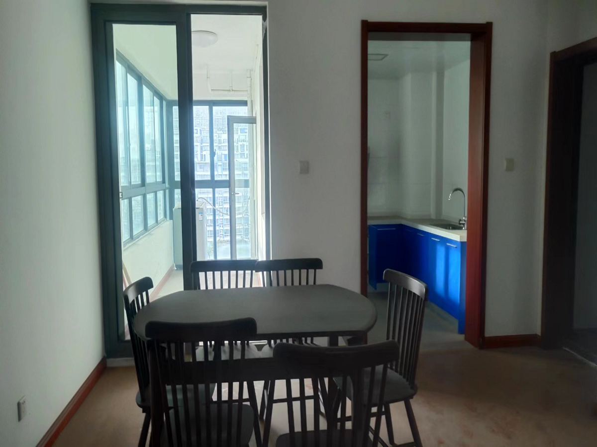 景华城 3室1厅卫 150m&sup2;