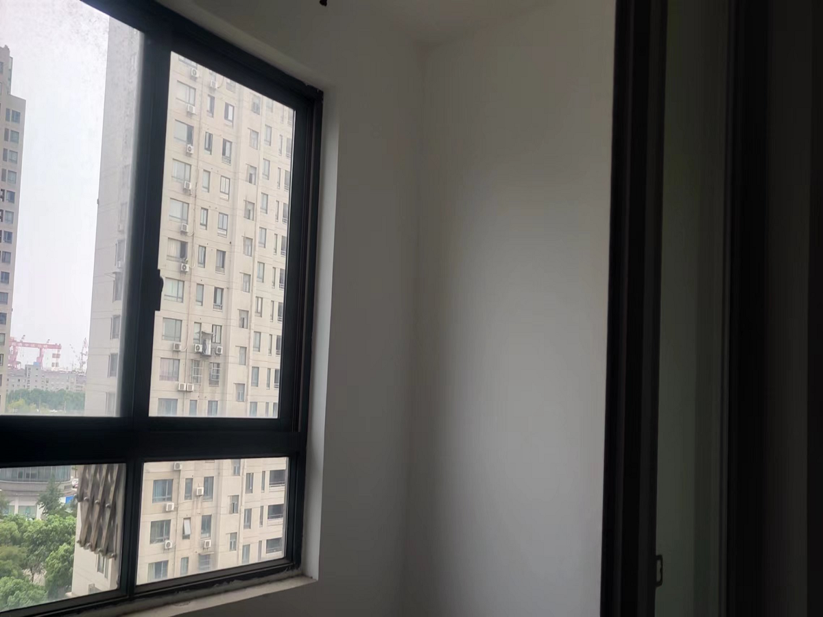 景华城 3室1厅卫 150m&sup2;