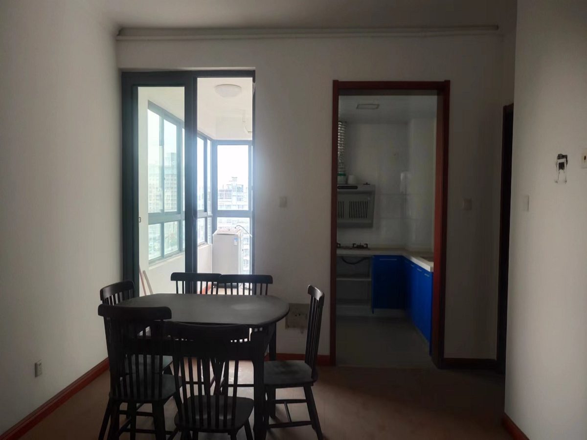 景华城 3室1厅卫 150m&sup2;