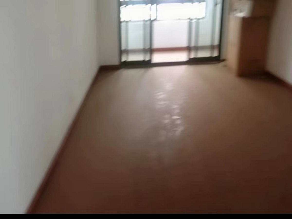 景华城 3室1厅卫 150m&sup2;