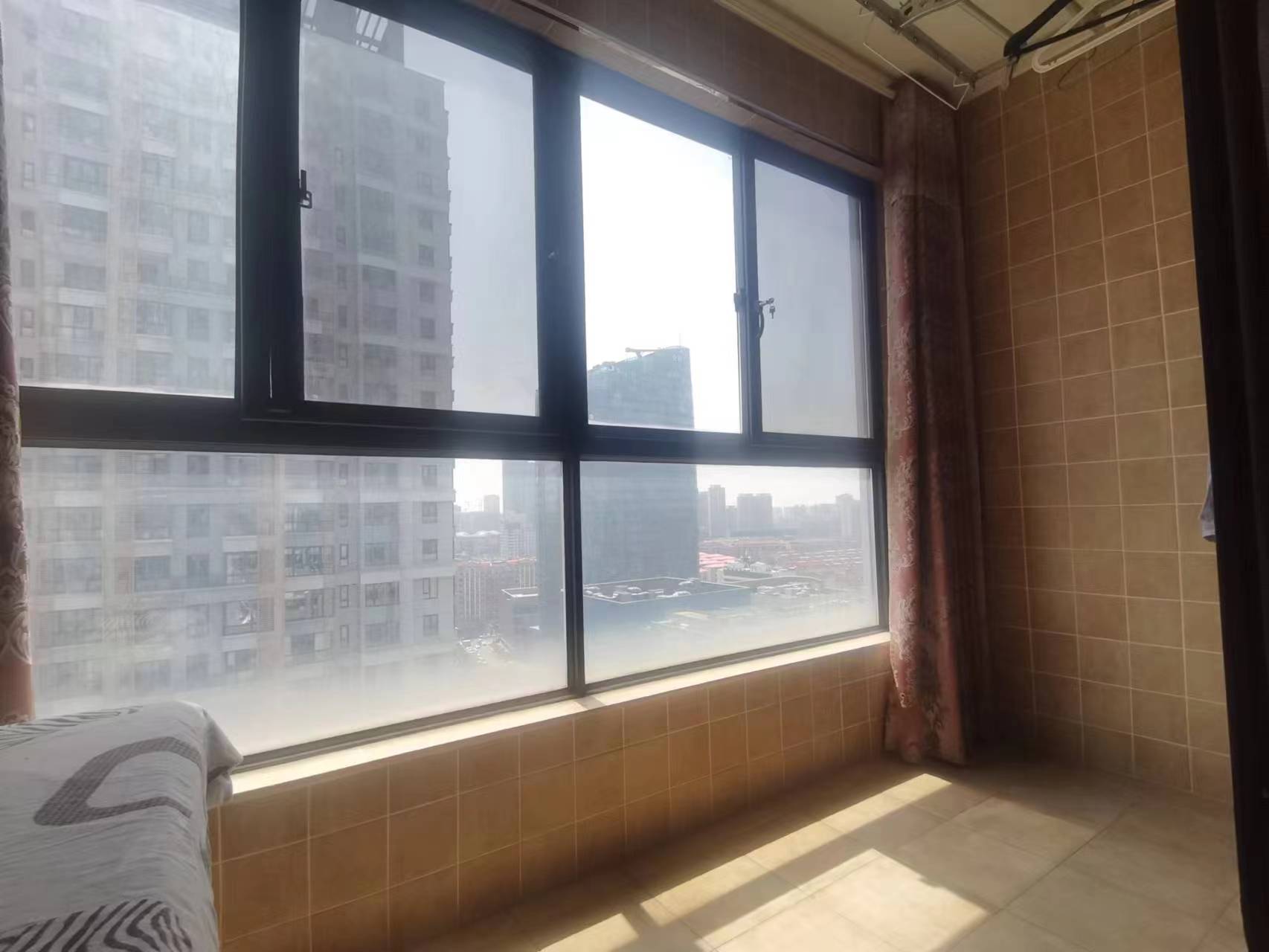 圆融广场公馆 3室2厅2卫 143m&sup2;