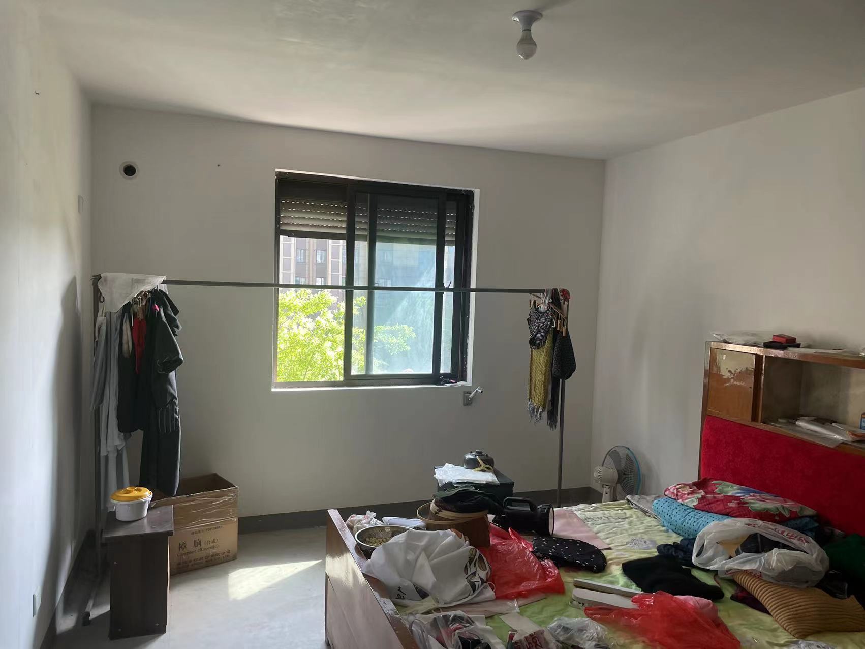 江景苑小区 3室2厅2卫 136m&sup2;