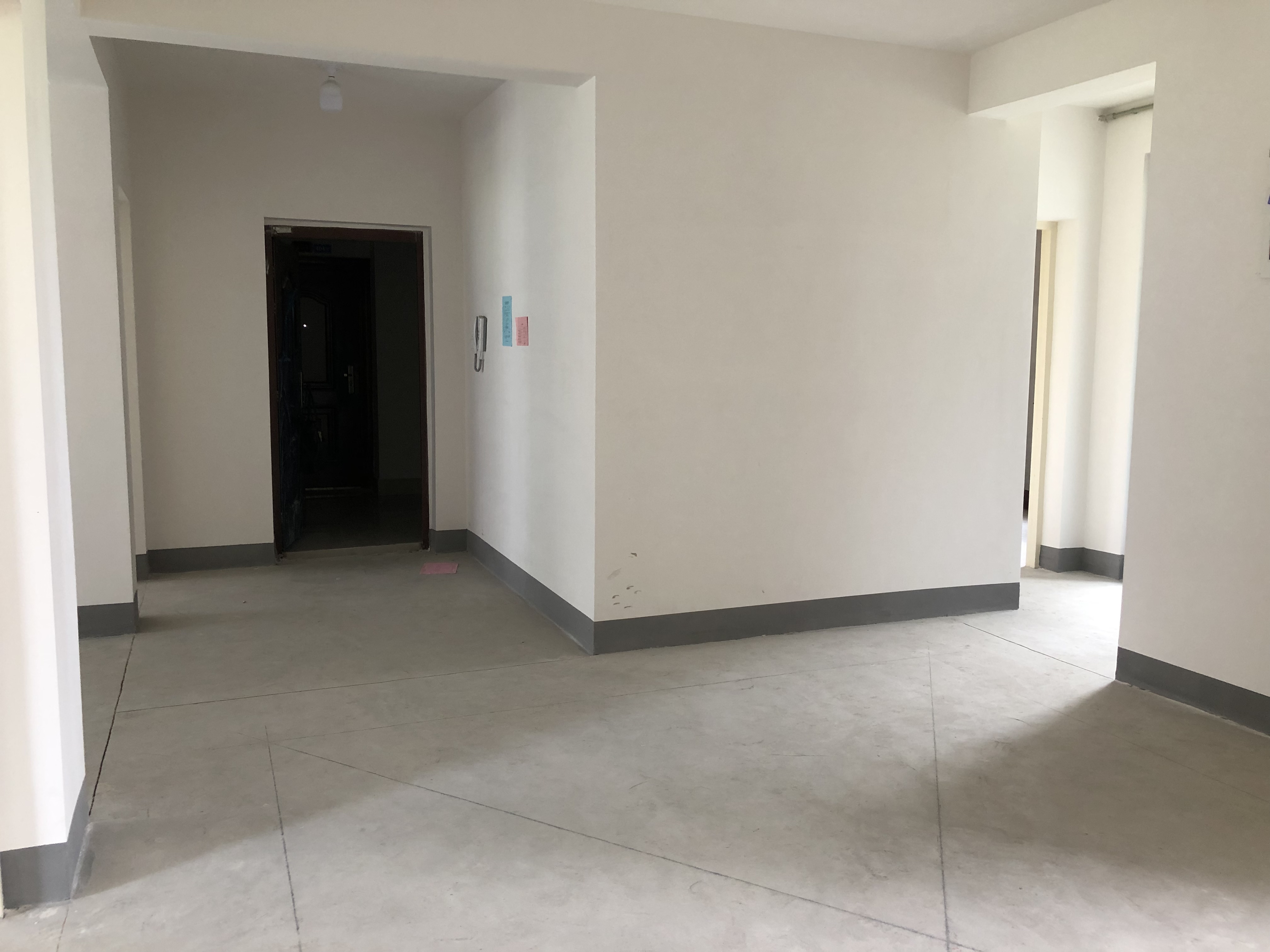 兴石花园 3室1厅1卫 105m&sup2;