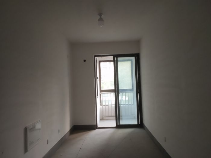 兴石花园 3室1厅1卫 105m&sup2;