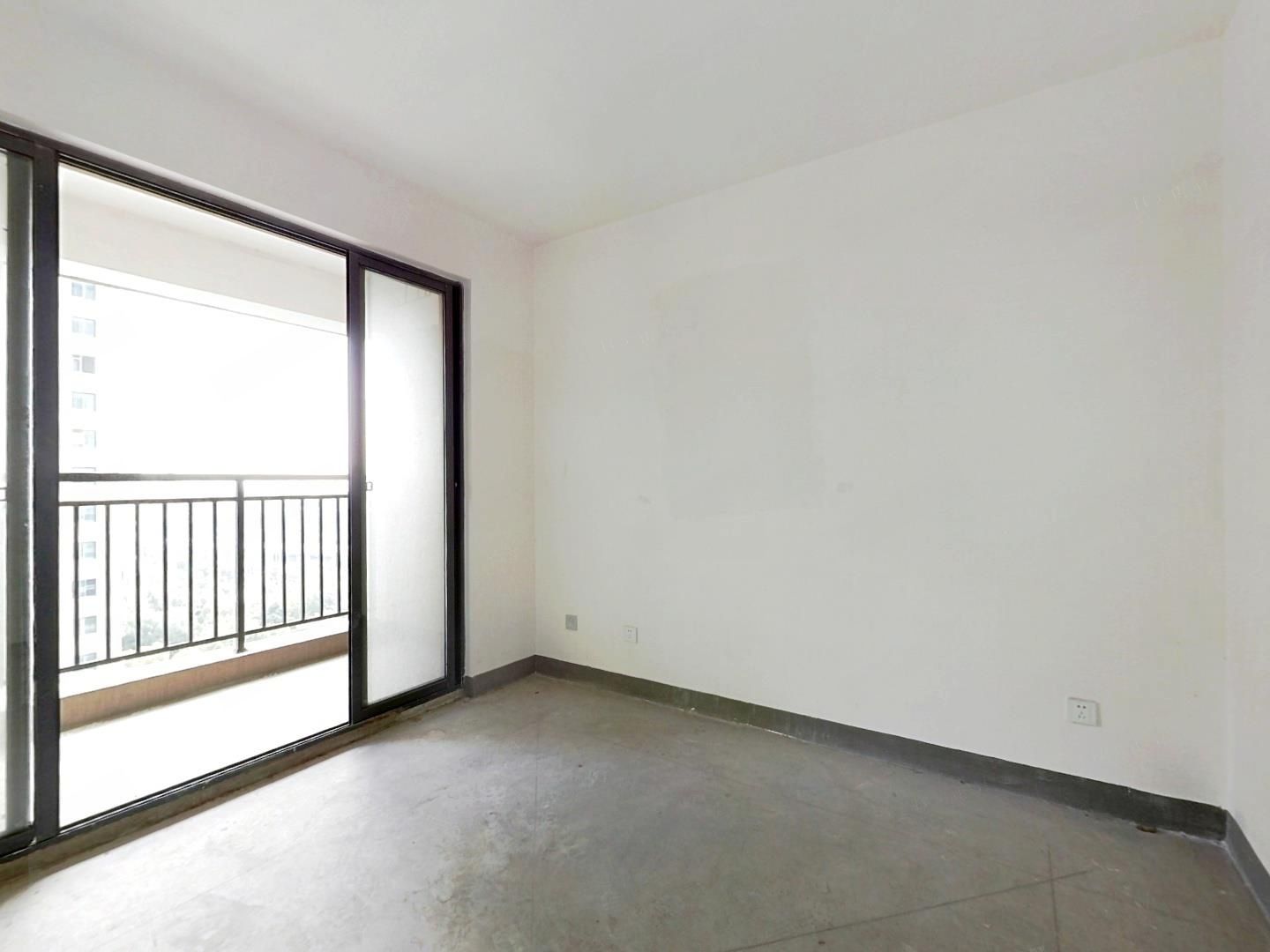 江景国际家园北区 3室1厅1卫 143m&sup2;