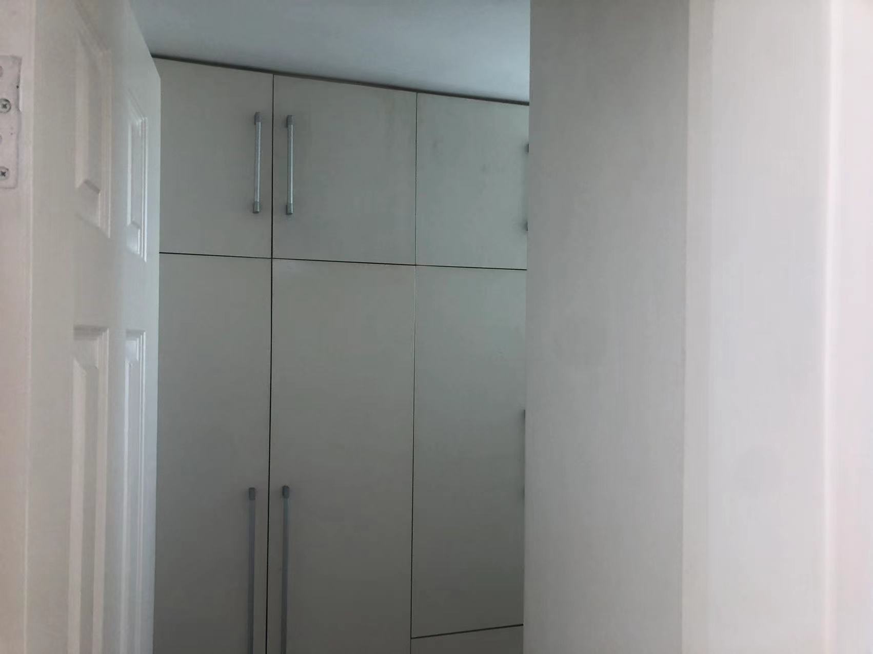 都市华城 3室2厅2卫 142m&sup2;