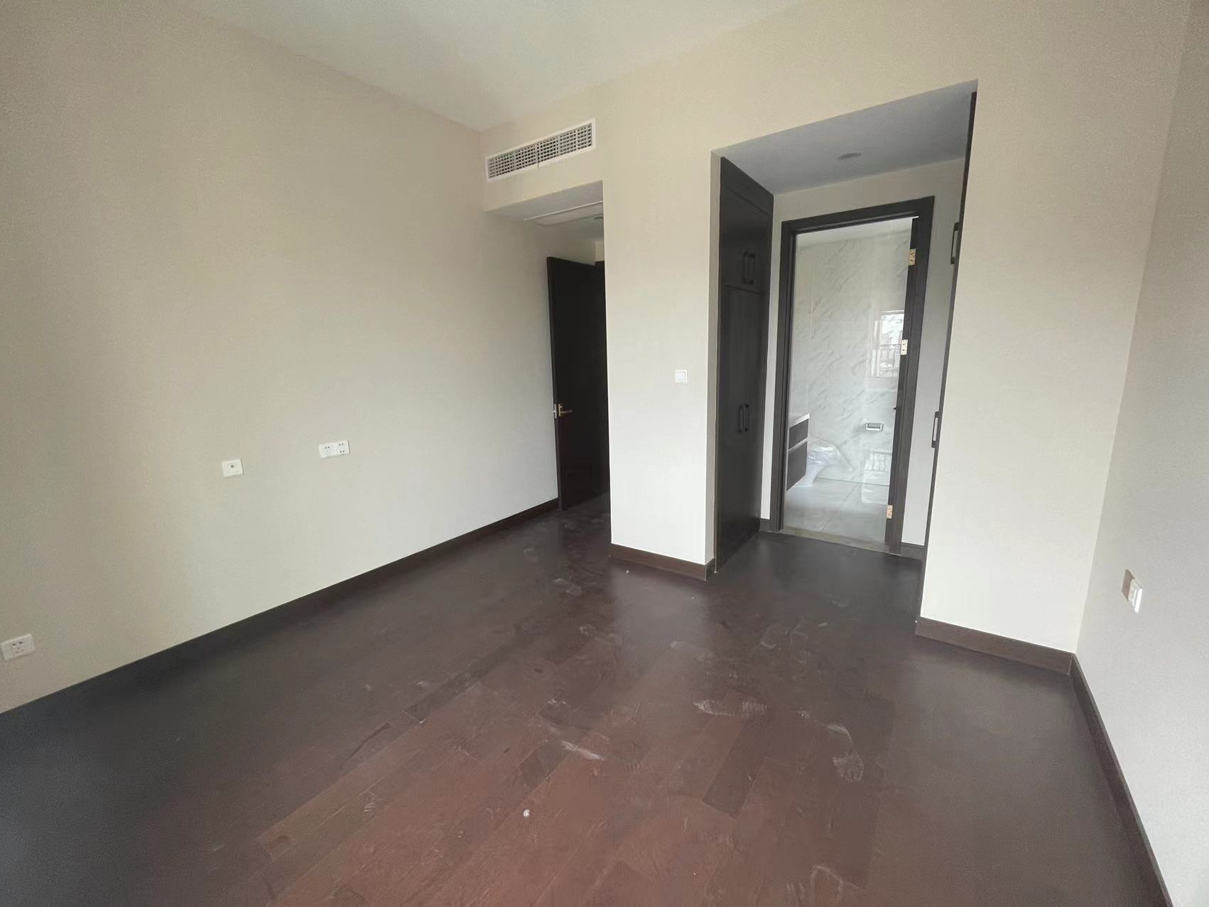 南通和风雅颂 5室2厅2卫 187m&sup2;