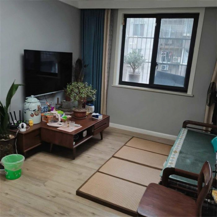 银花苑 2室2厅1卫 83m&sup2;