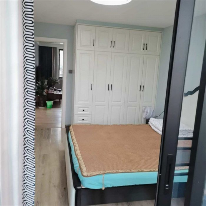 银花苑 2室2厅1卫 83m&sup2;