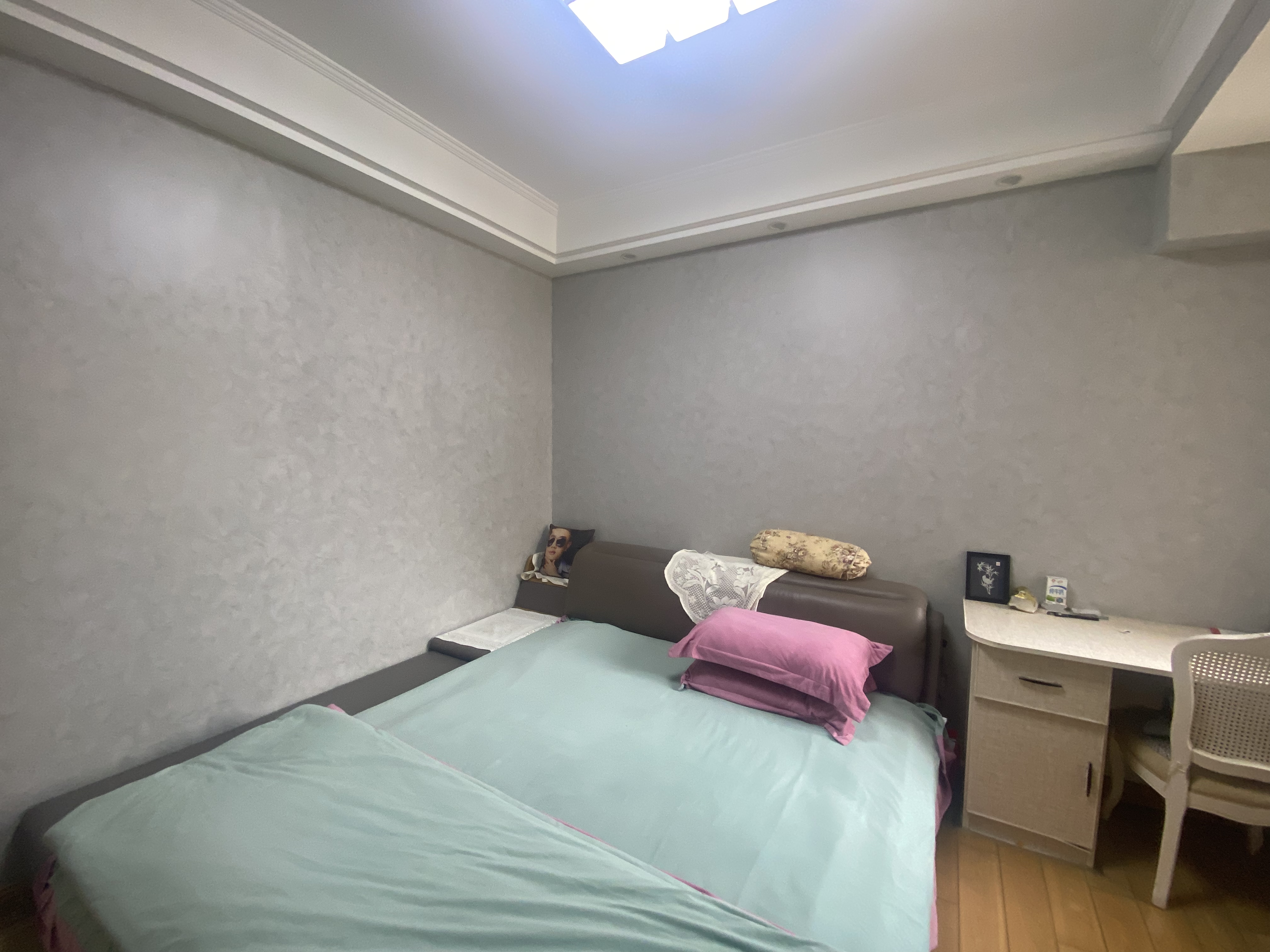 星光耀广场 2室1厅1卫 93m&sup2;