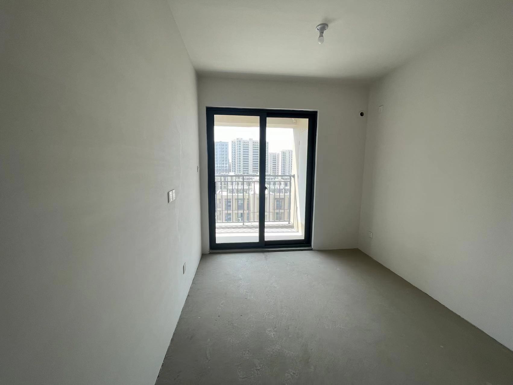 卓越悦宸 3室2厅1卫 93.00m&sup2;