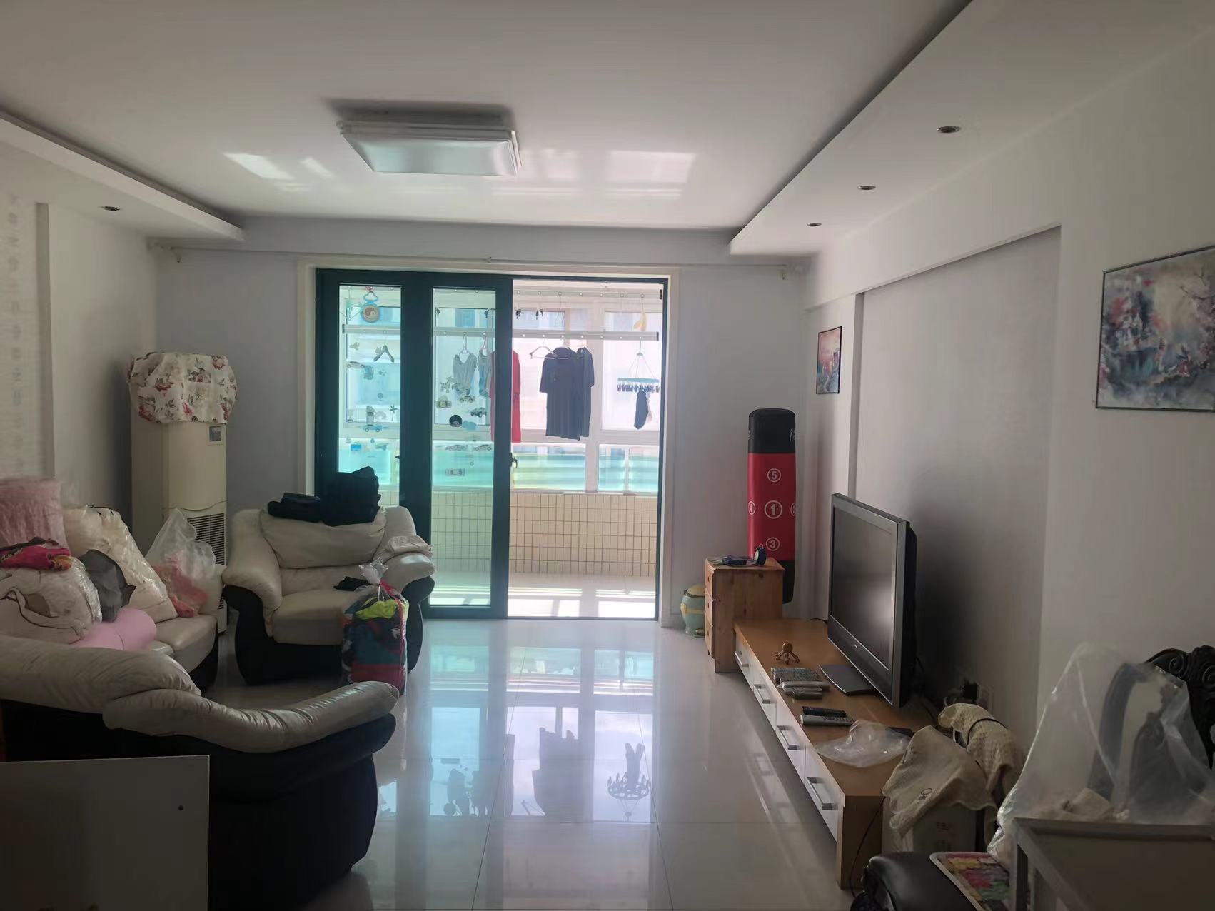 都市华城 3室2厅2卫 140.00m&sup2;