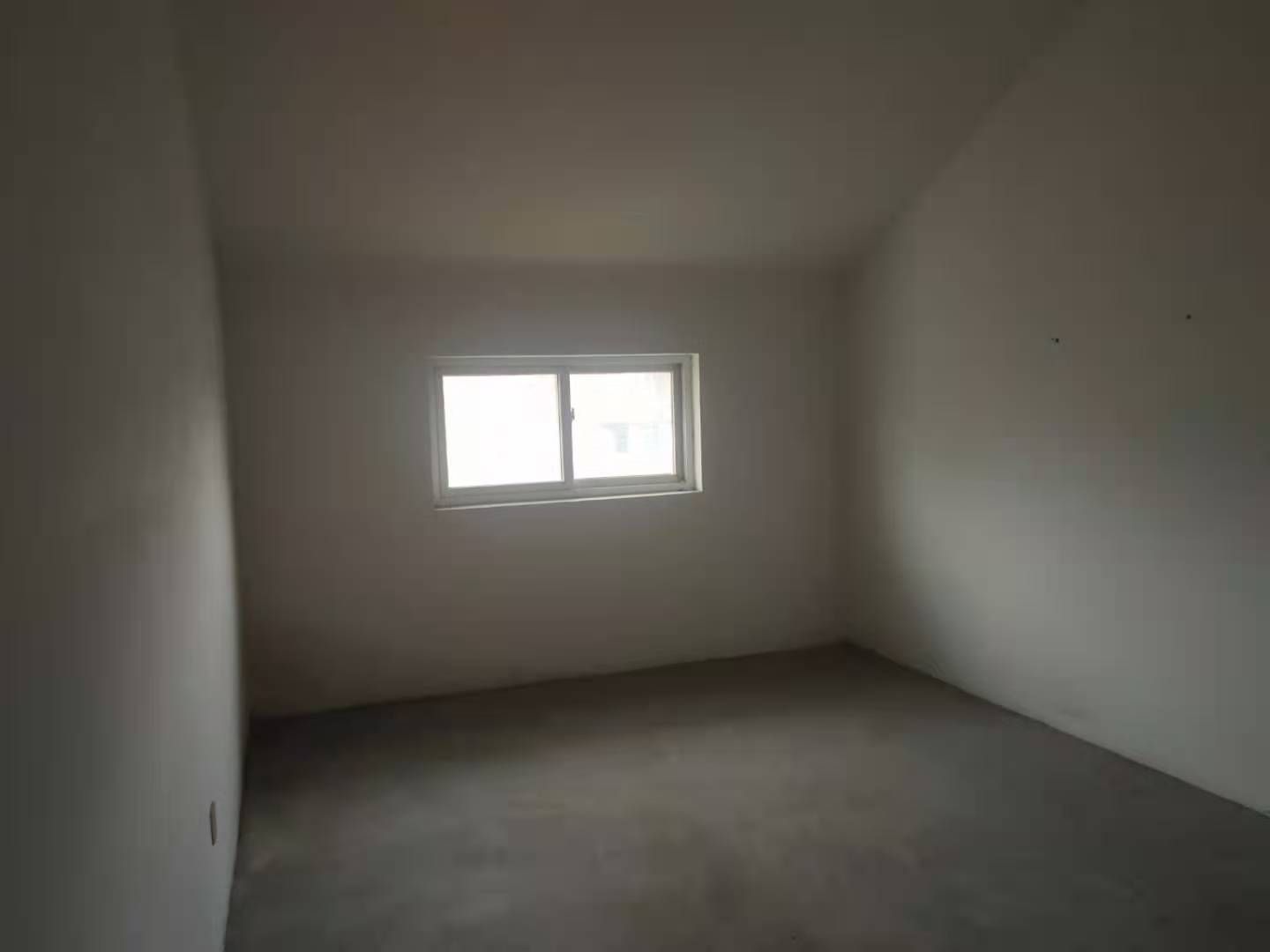 公园一村 3室2厅1卫 140m&sup2;