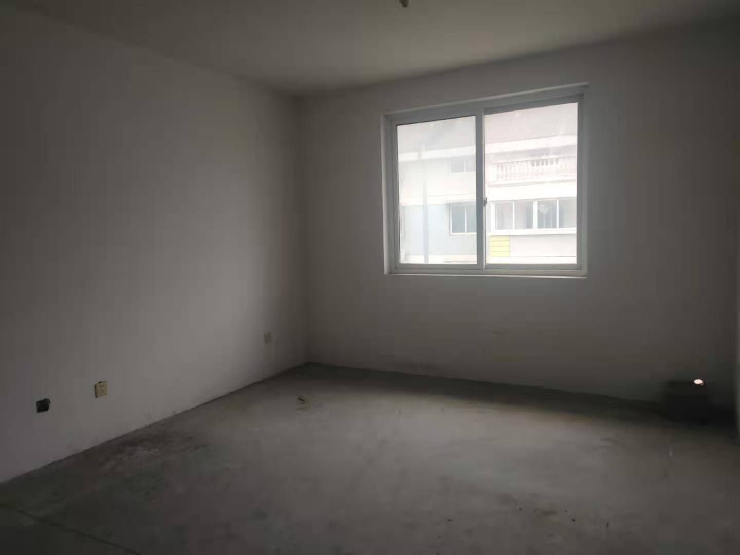 公园一村 3室2厅1卫 140m&sup2;