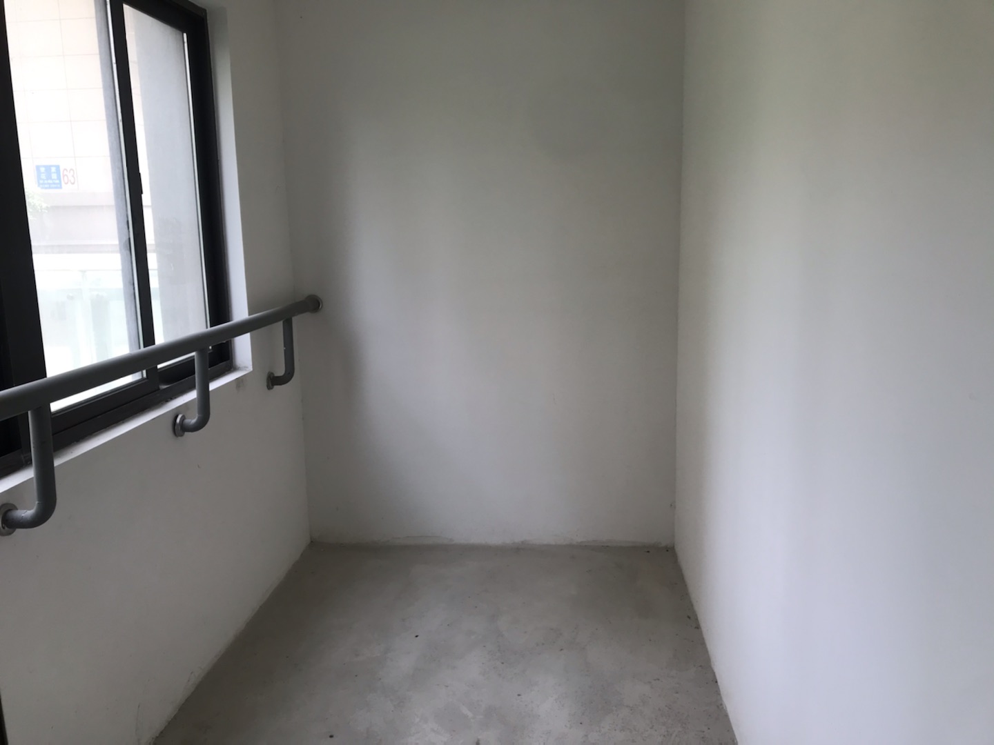 世家花园 3室2厅2卫 128m&sup2;