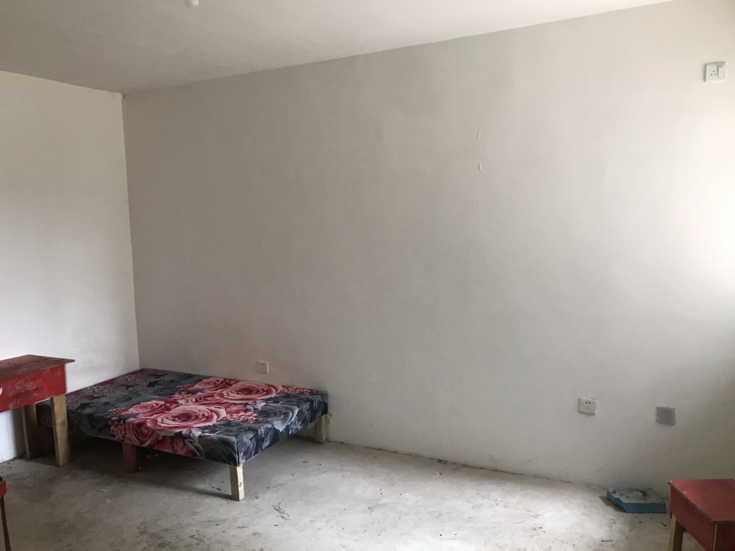 世家花园 3室2厅2卫 128m&sup2;