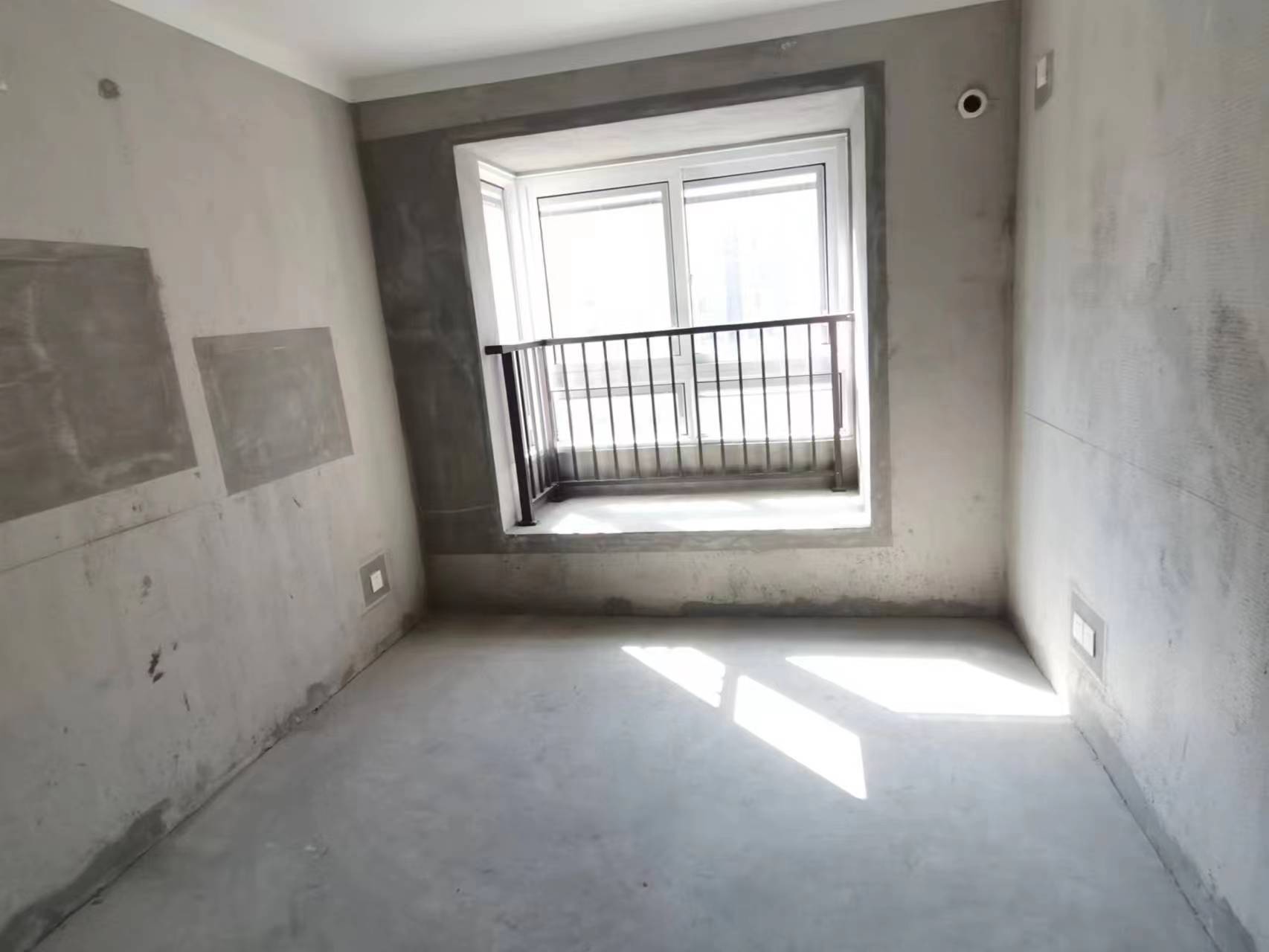 佳源都市 3室2厅2卫 98m&sup2;