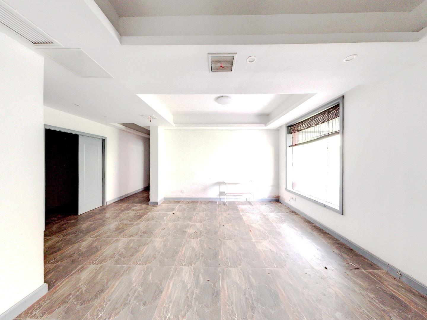 中南世纪城北区 4室2厅1卫 157m&sup2;