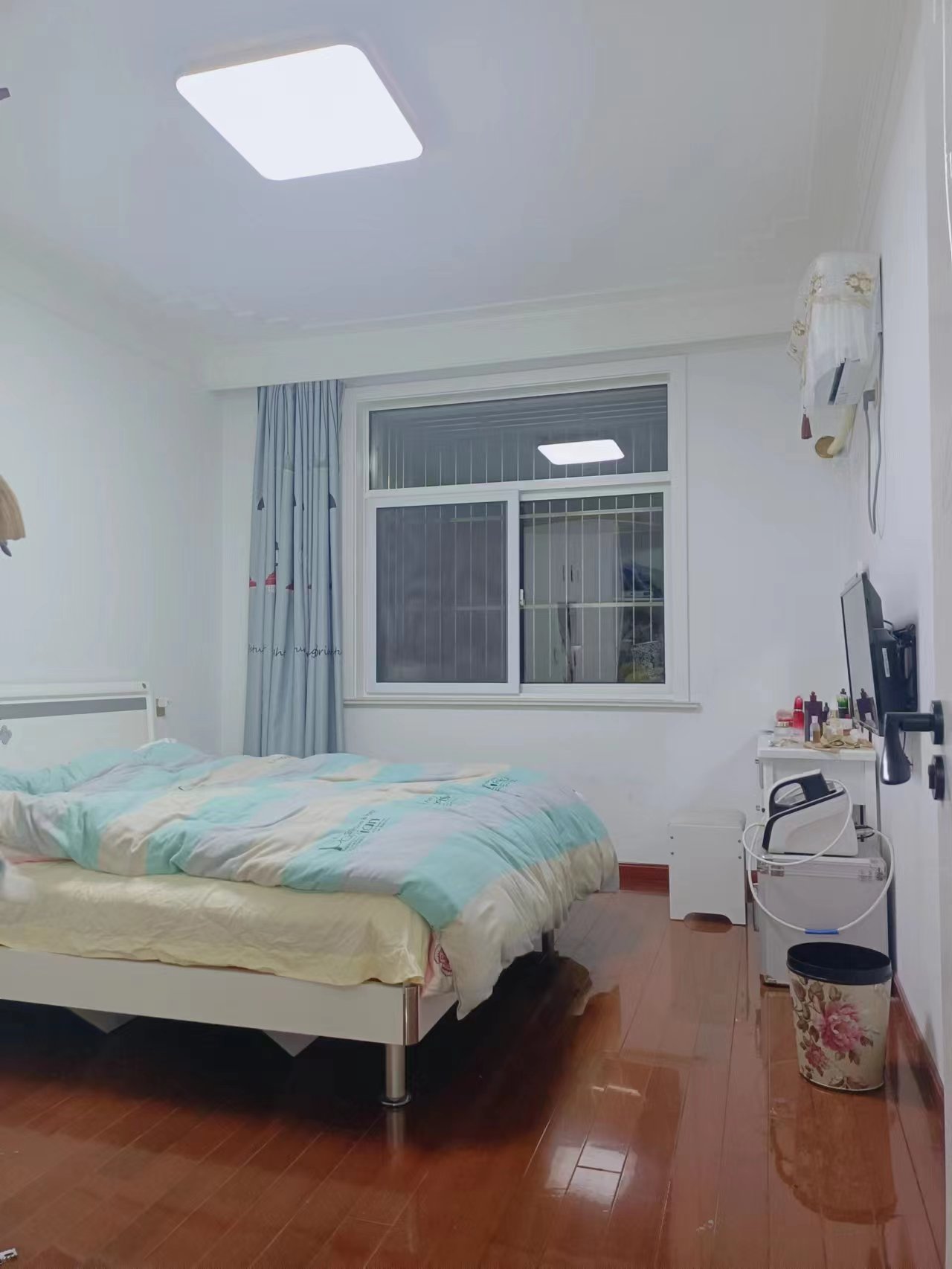 振兴花园 2室2厅1卫 90.8m&sup2;