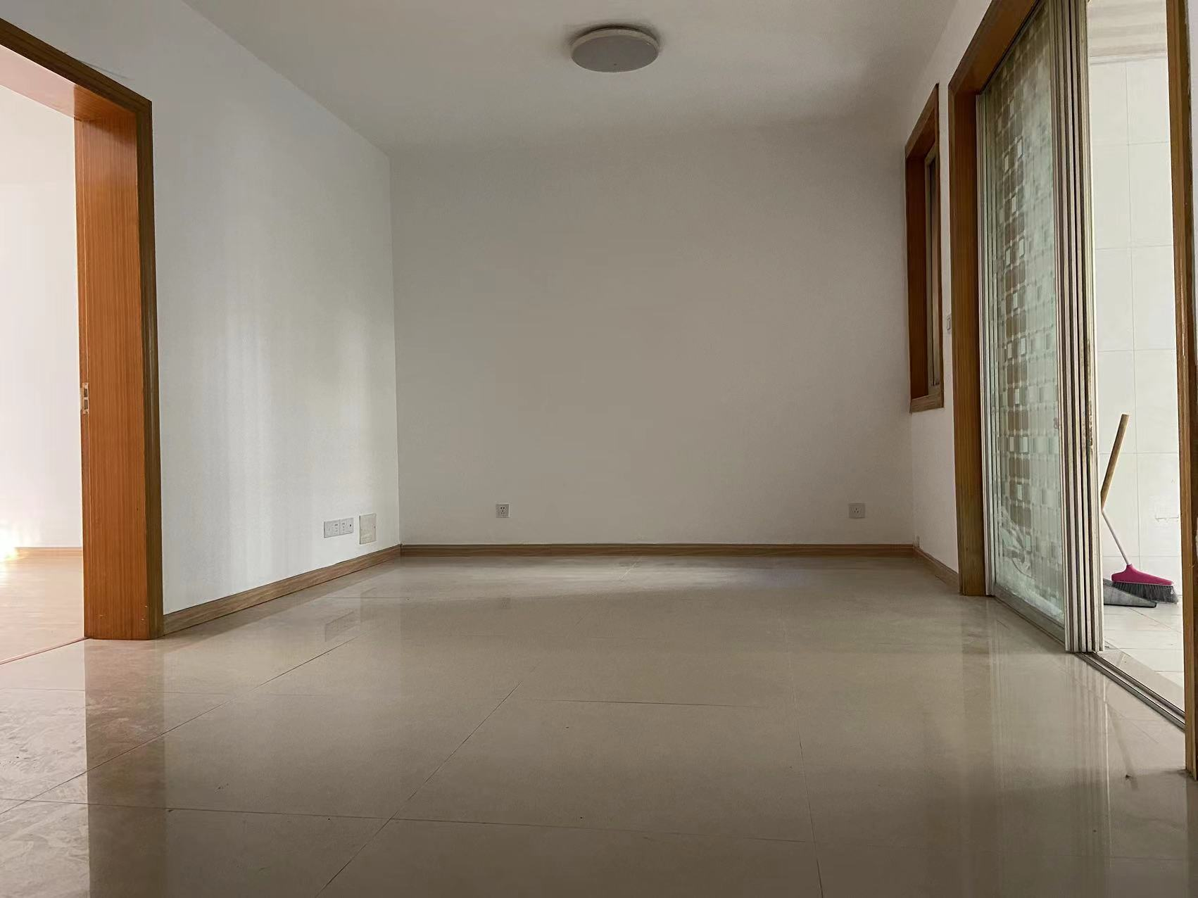 春晖花园 1室1厅1卫 63.82m²