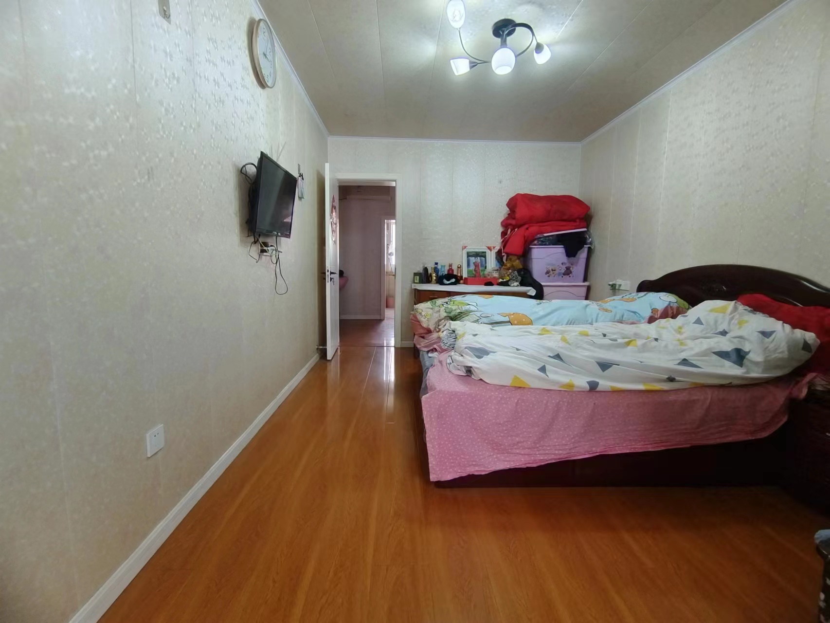 虹桥西村 1室1厅1卫 44m²