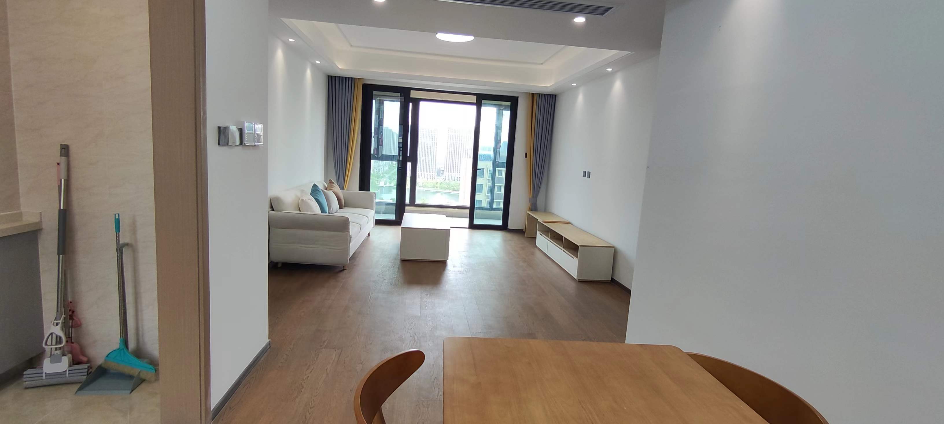 春风南岸西园 4室2厅2卫 140m&sup2;