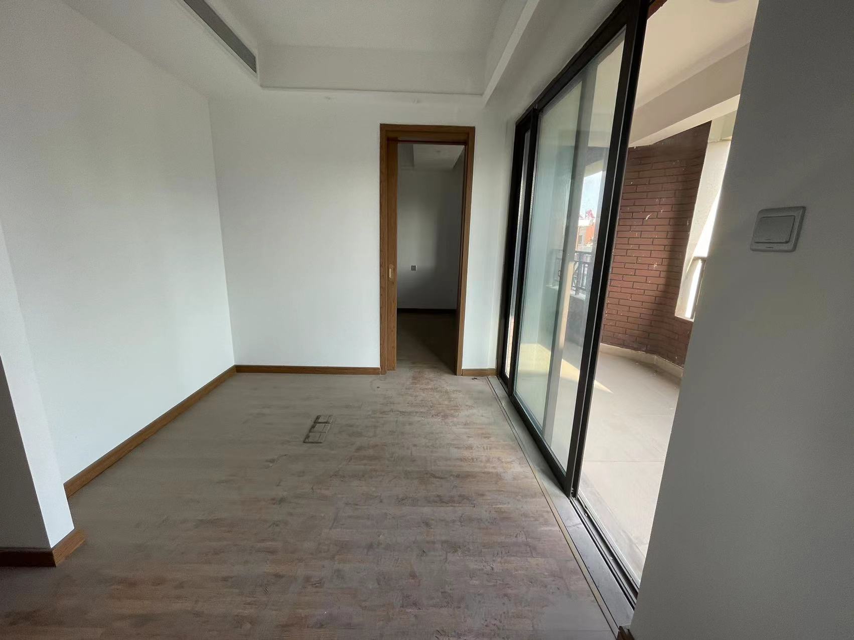 佳期漫 5室2厅2卫 200.00m&sup2;