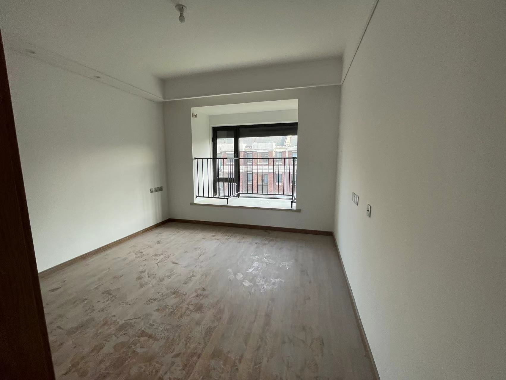佳期漫 5室2厅2卫 200.00m&sup2;