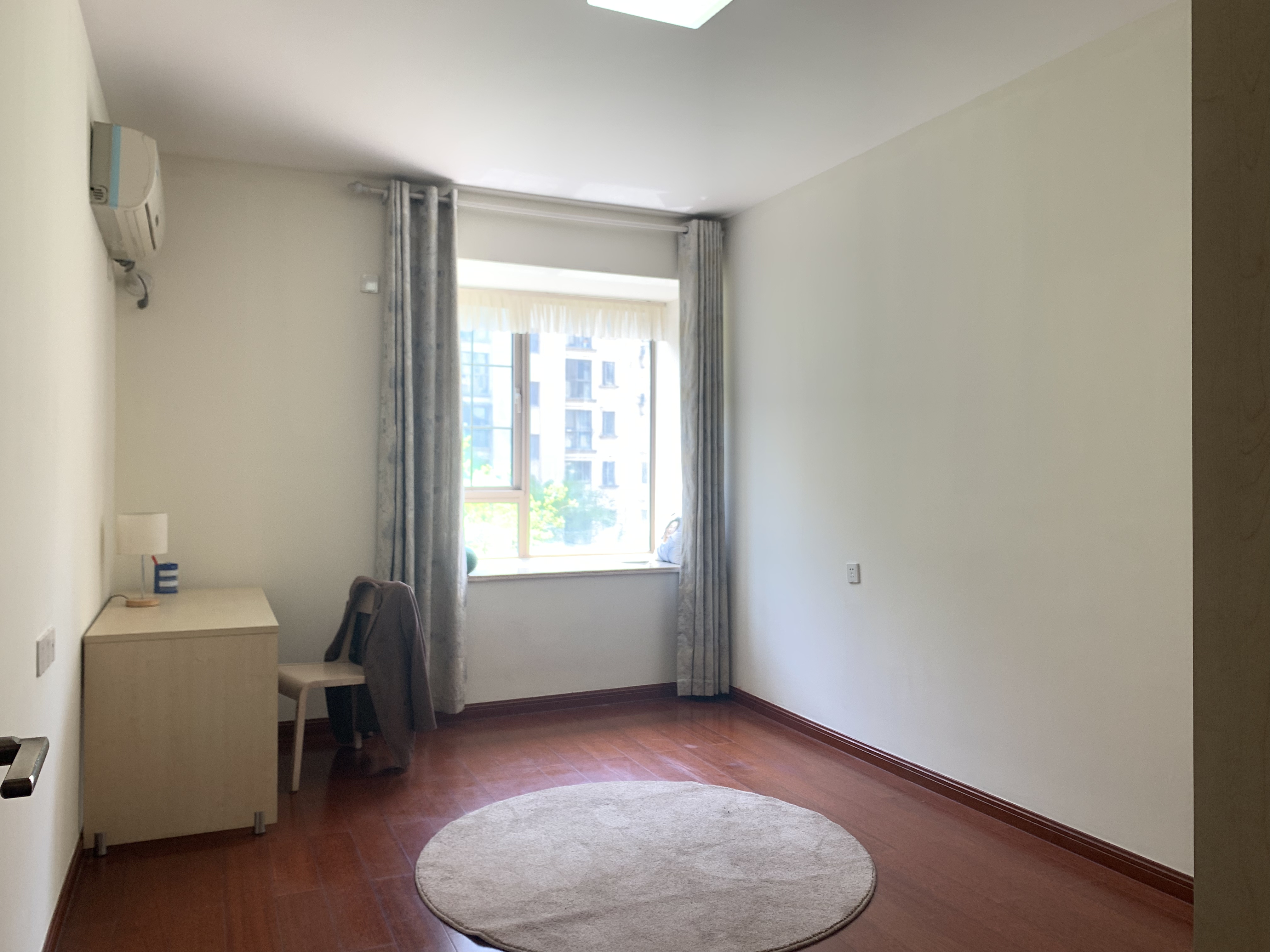 优山美地花园北区 3室2厅2卫 141.00m&sup2;