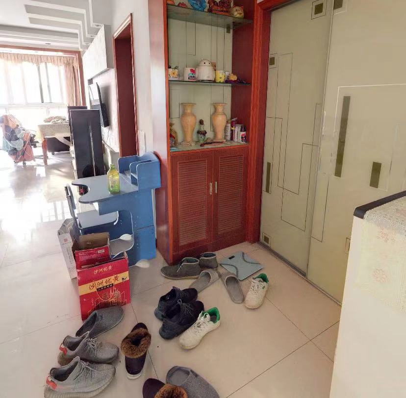 锦绣花园 3室1厅1卫 114.99m&sup2;
