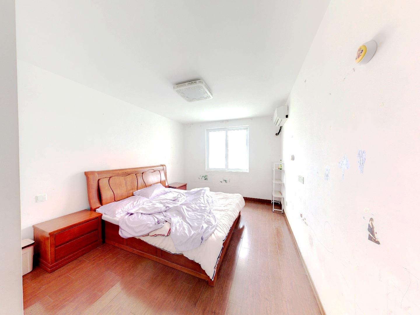 世纪新城 3室2厅2卫 149.00m&sup2;