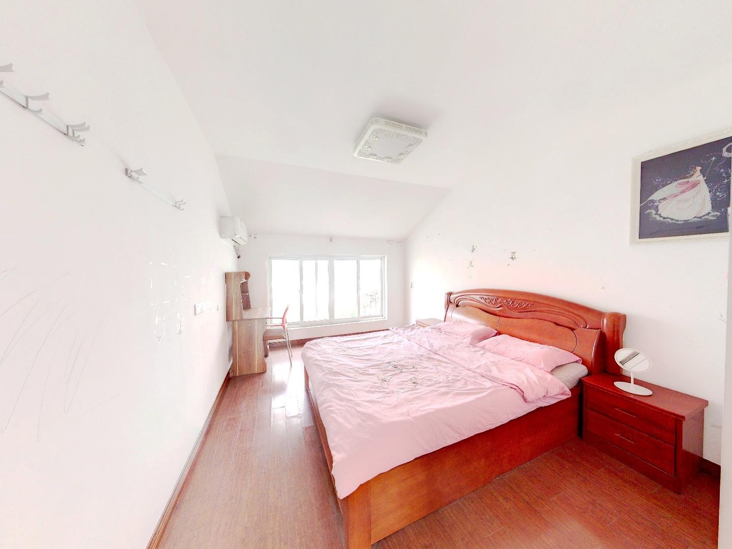 世纪新城 3室2厅2卫 149.00m&sup2;
