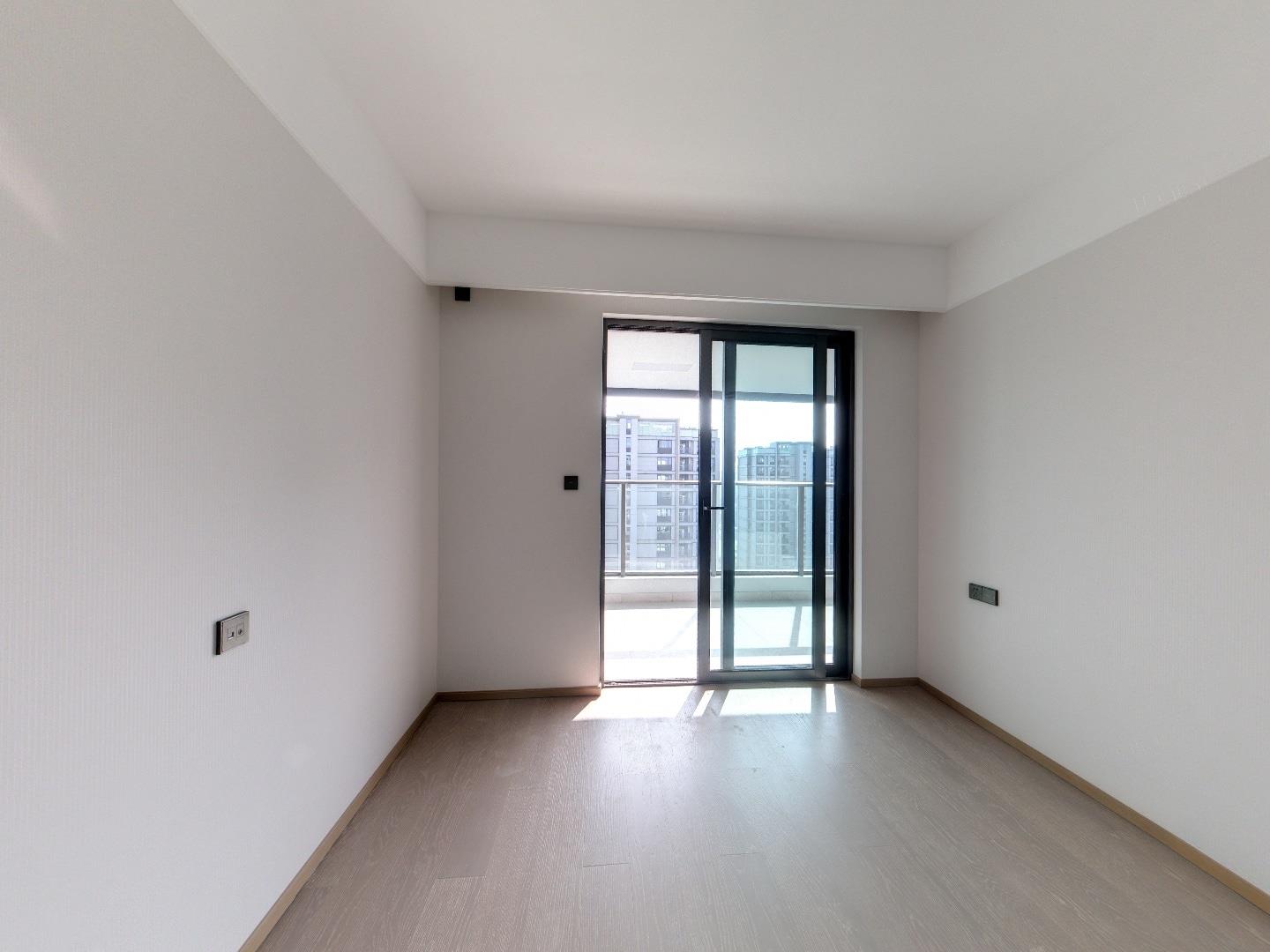 万科方圆 4室2厅3卫 175m&sup2;