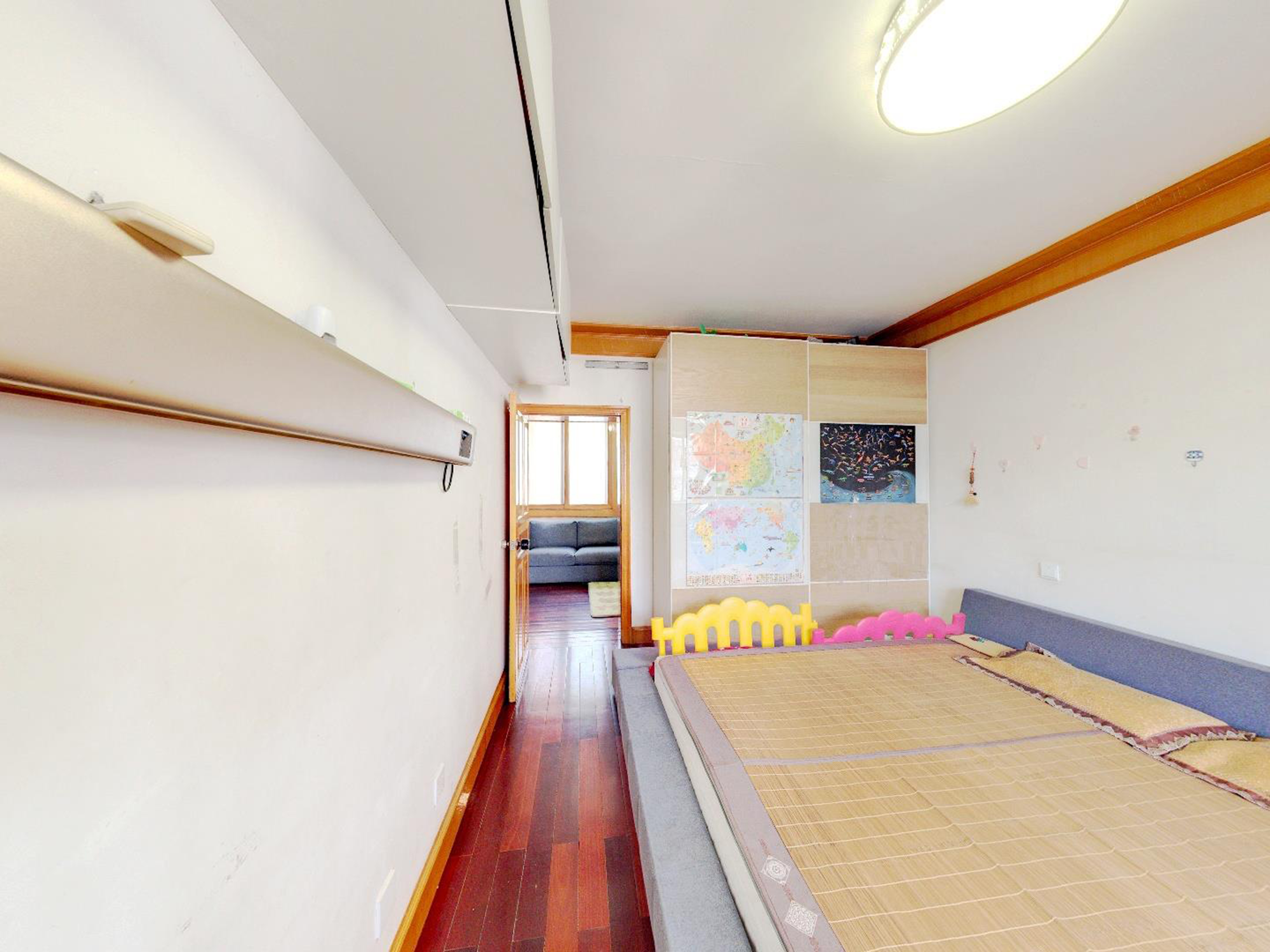 银花苑 3室1厅1卫 83m&sup2;