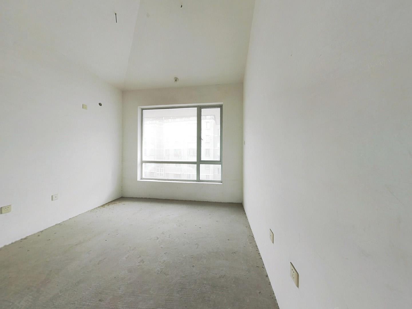 华德大唐花苑 5室3厅4卫 326.94m&sup2;