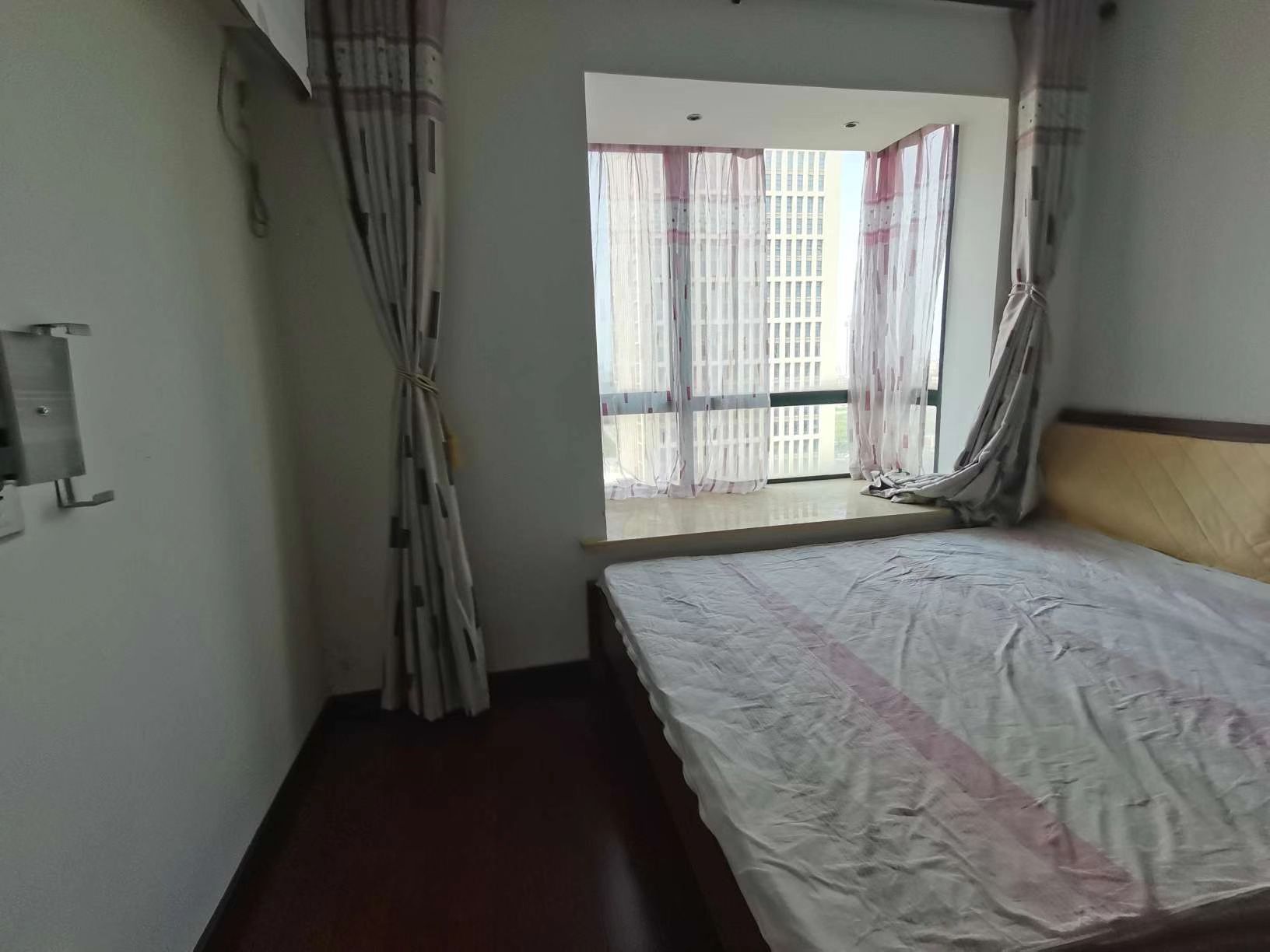 水榭花都 3室2厅1卫 127.00m&sup2;