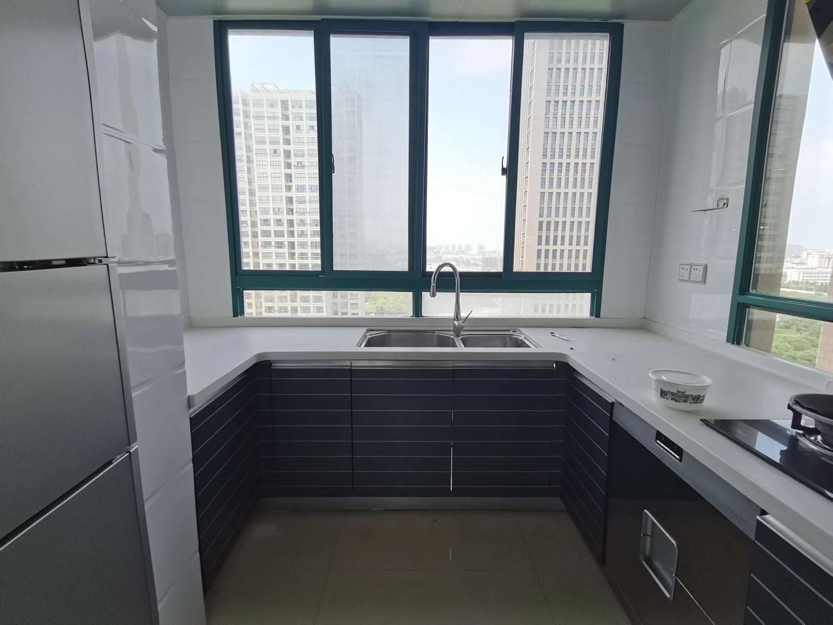 水榭花都 3室2厅1卫 127.00m&sup2;
