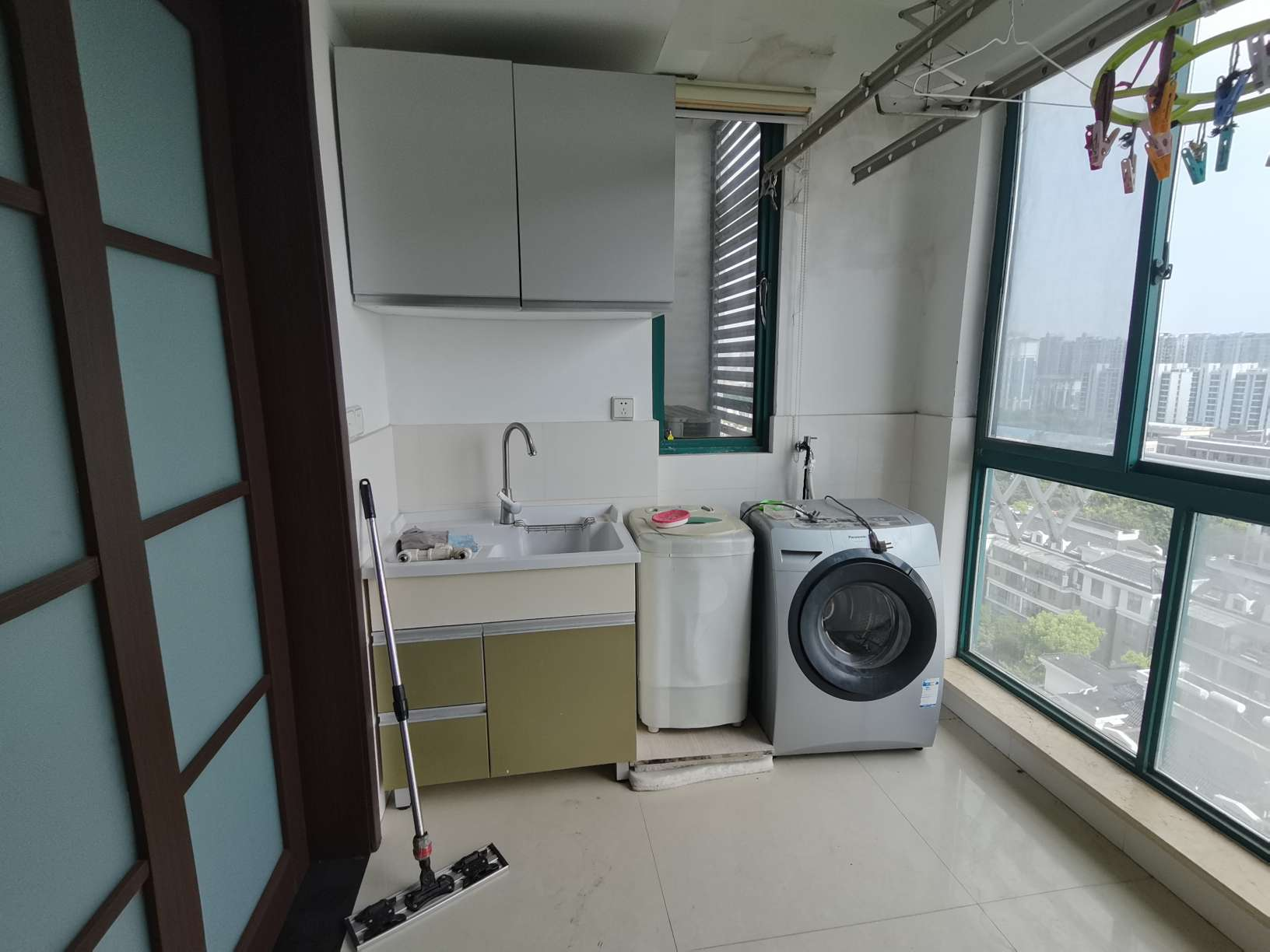 水榭花都 3室2厅1卫 127.00m&sup2;