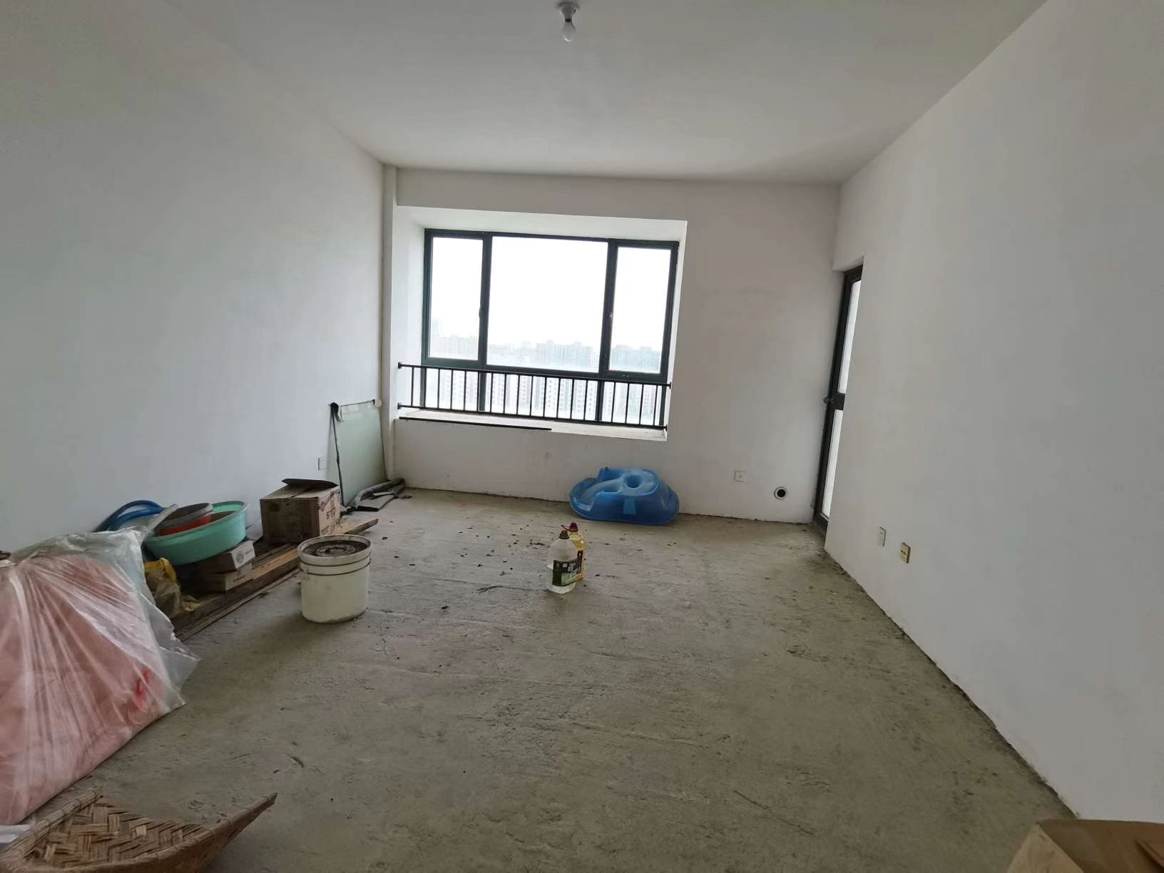 水榭花都 3室2厅2卫 128.57m&sup2;