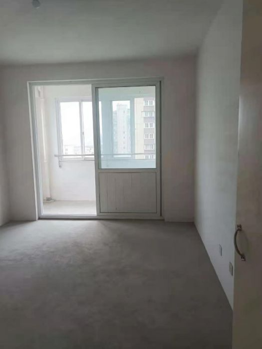 幸福怡居 3室2厅2卫 126m&sup2;
