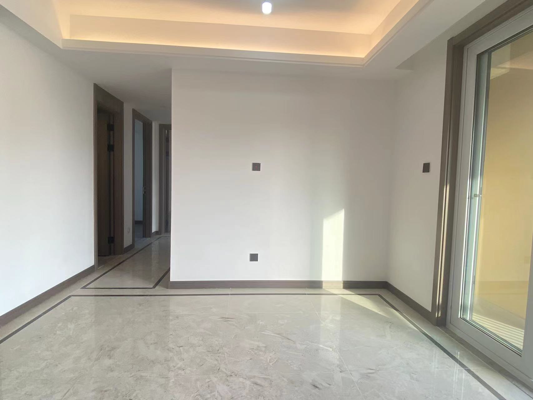 世茂云锦(九龙庭广场) 3室2厅1卫 108m&sup2;