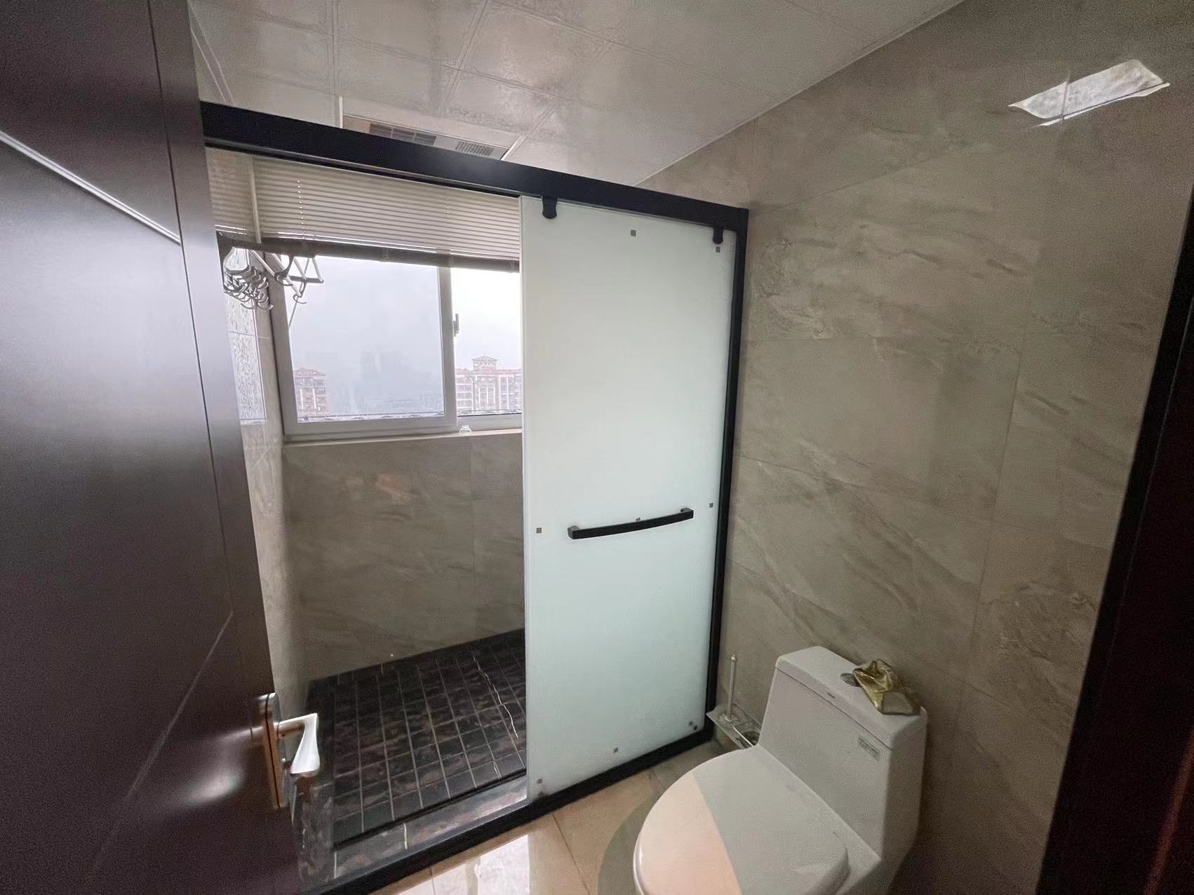 华强城 7室4厅4卫 233m²
