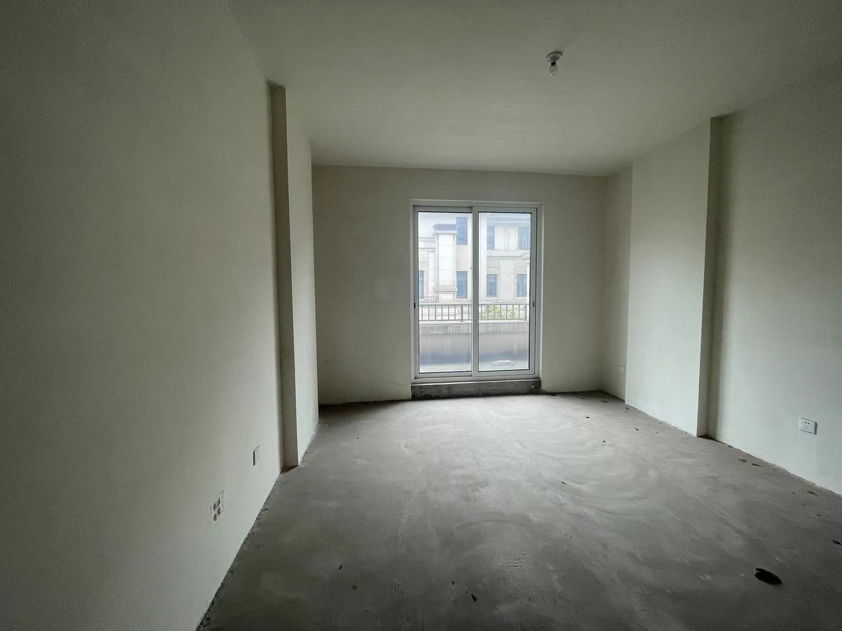 御景華庭 4室2厅2卫 385m&sup2;